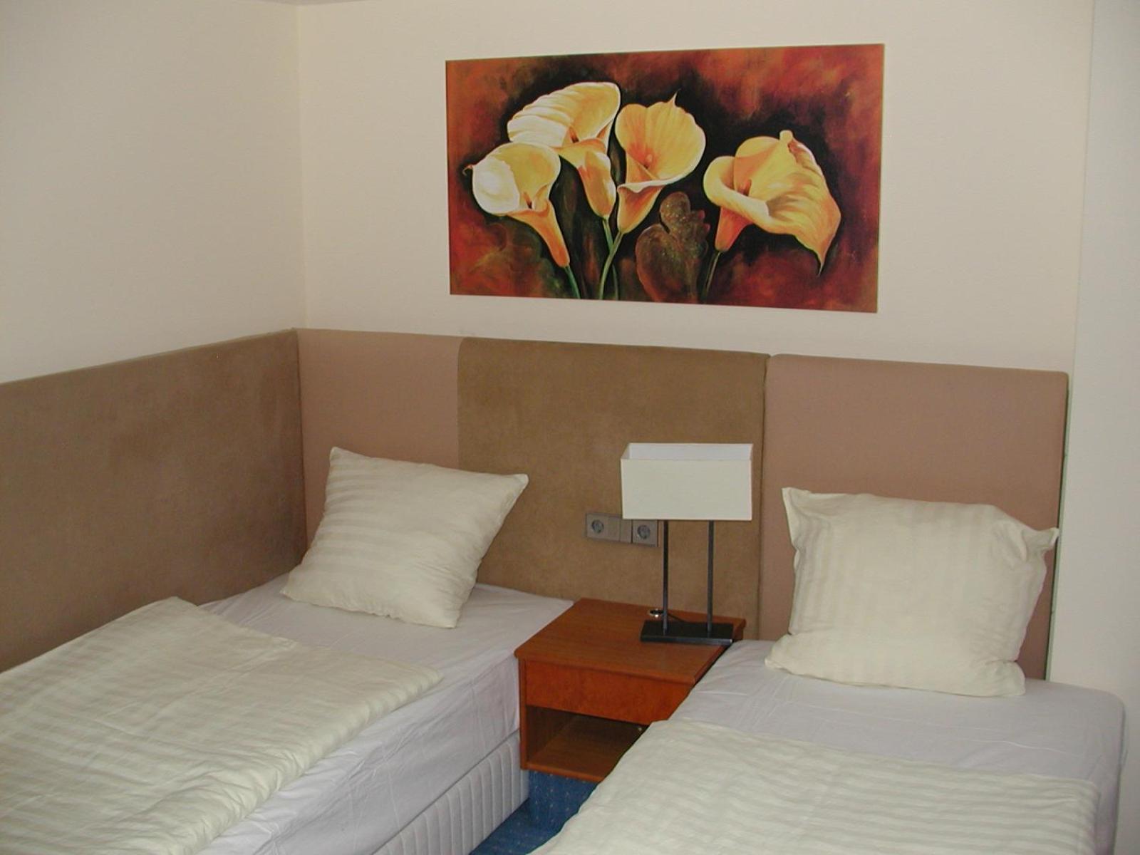 Motel Monteur Ашерслебен Экстерьер фото