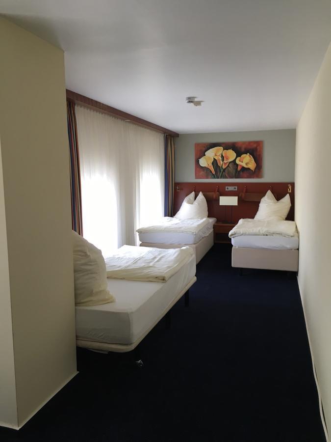 Motel Monteur Ашерслебен Экстерьер фото